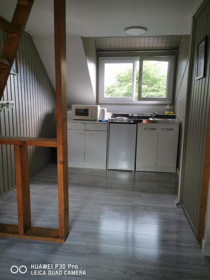 Studio A Proximite Du Centre Ville/Sud D'Amiens Kültér fotó
