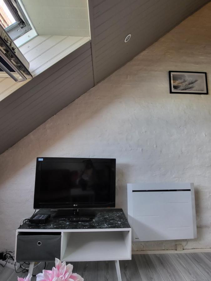 Studio A Proximite Du Centre Ville/Sud D'Amiens Kültér fotó
